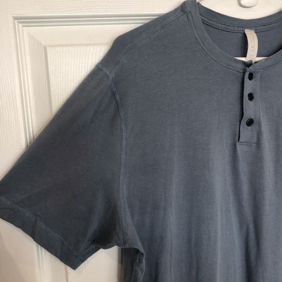 Vuori Henley short sleeve shirt blue Size L - Picture 2 of 5
